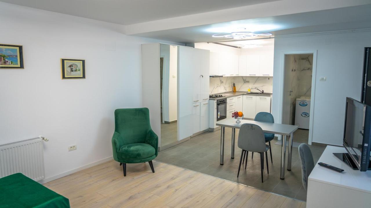Stepo Sunset Apartment บูคาเรสต์ ภายนอก รูปภาพ