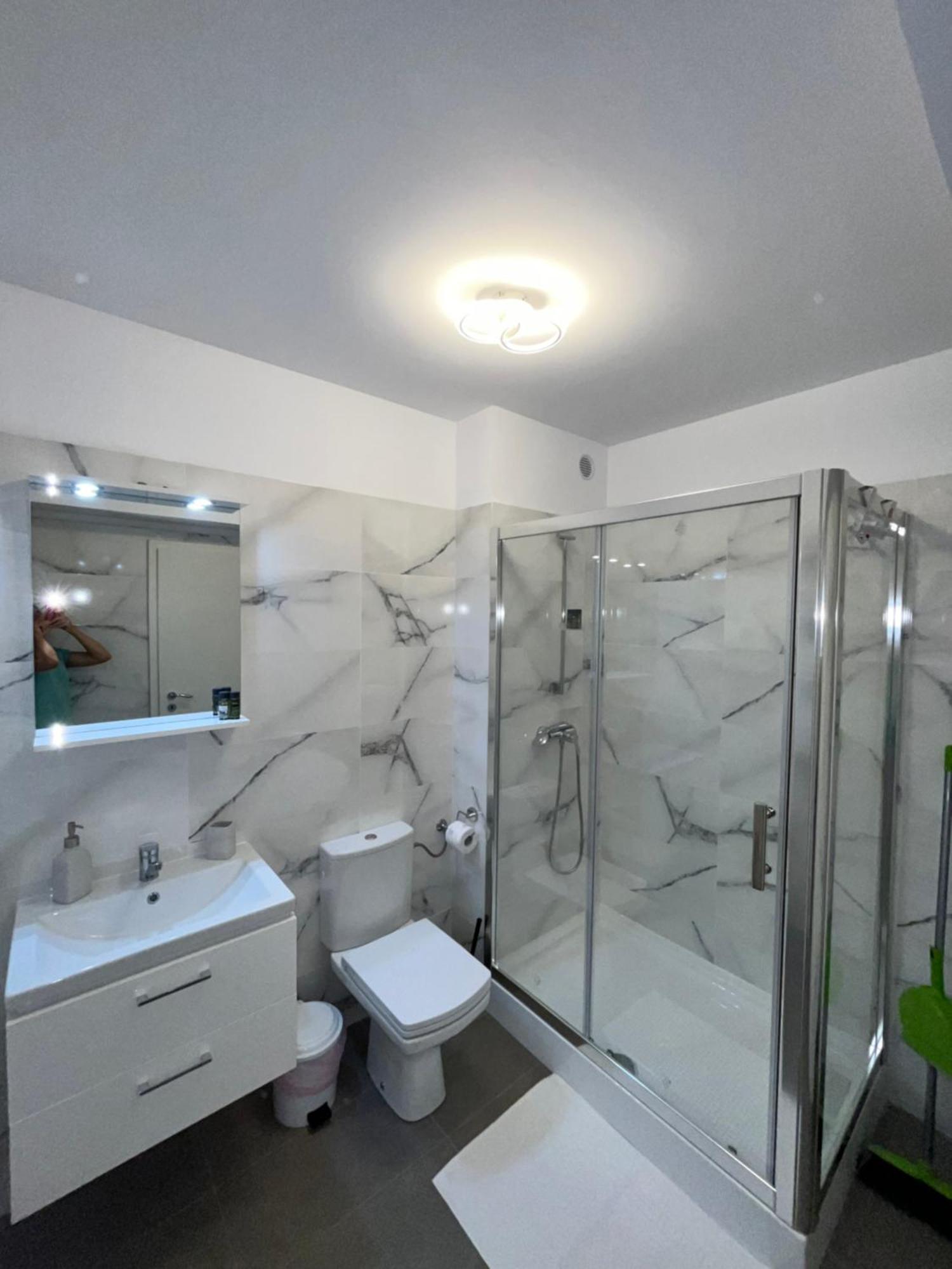 Stepo Sunset Apartment บูคาเรสต์ ภายนอก รูปภาพ