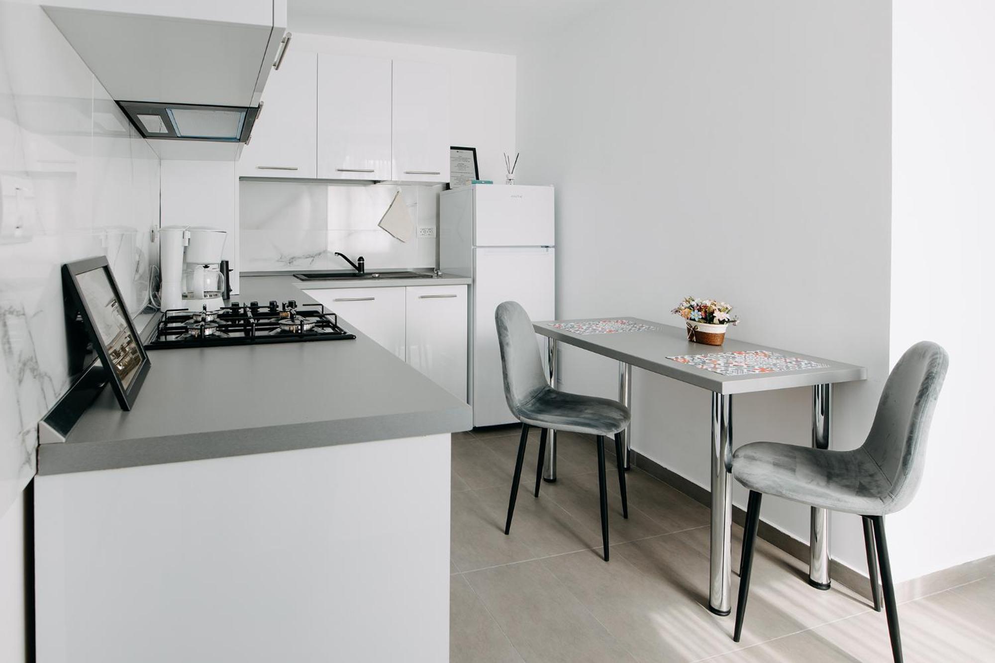Stepo Sunset Apartment บูคาเรสต์ ภายนอก รูปภาพ